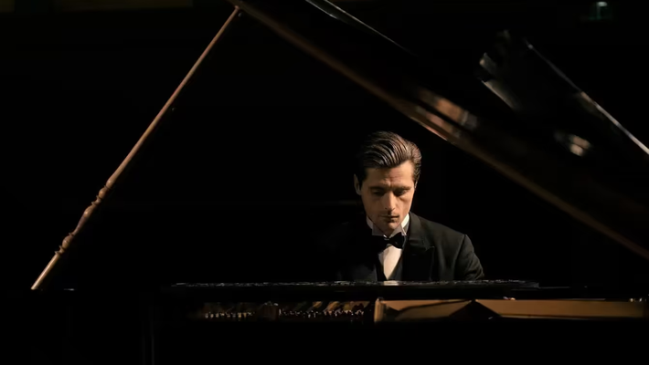 Bolero Vorschaubild des Trailers