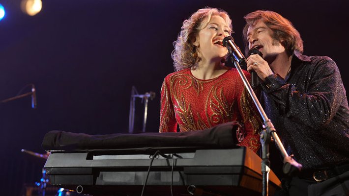 Song Sung Blue Vorschaubild des Trailers