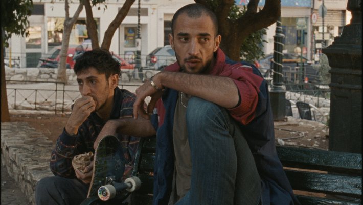 To A Land Unknown Vorschaubild des Trailers